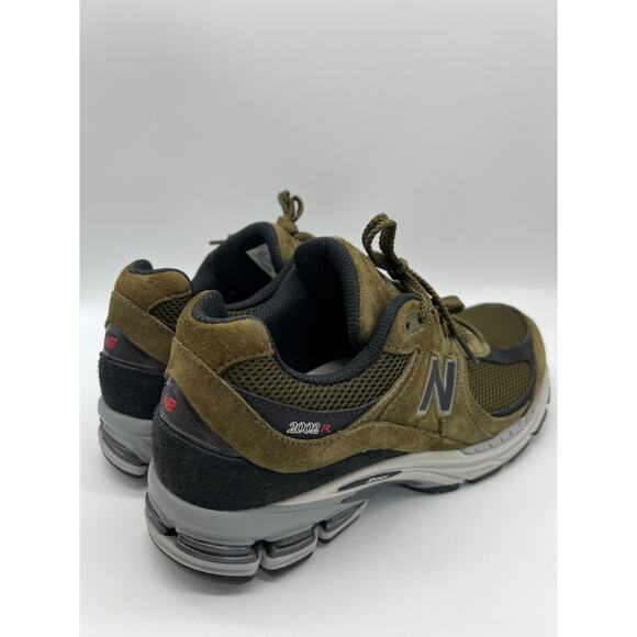 New Balance 2002R Woodland Black Men's Size 8 U2002RR New - Picture 15 of 16